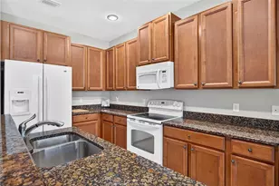 24803 Rio Villa Lakes Cir, Punta Gorda, FL 33950 - Photo 13