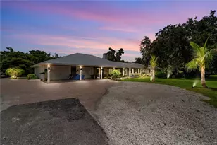 10789 SW Cypress Bend Ave, Arcadia, FL 34269 - Photo 9