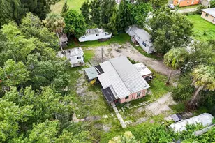 9890 Orange River Blvd, Fort Myers, FL 33905 - Photo 17