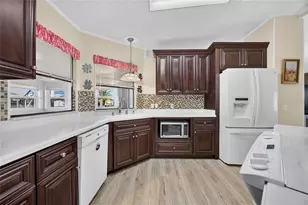 501 La Playa Cir, North Port, FL 34287 - Photo 13