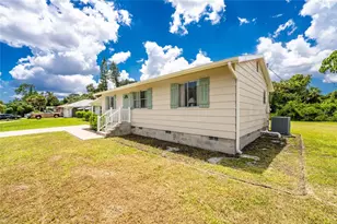 2015 Kendis St, Port Charlotte, FL 33948 - Photo 43