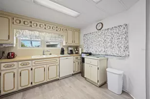 2100 Kings Hwy, Port Charlotte, FL 33980 - Photo 19