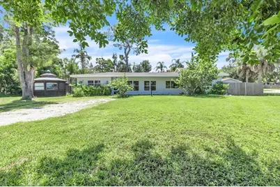 807 Lucille Avenue, Nokomis, FL 34275 - Photo 1