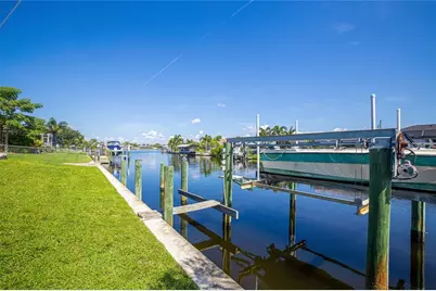 206 S Waterway Drive NW, Port Charlotte, FL 33952 - Photo 47