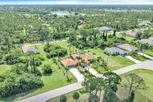 142 Australian Dr, Rotonda West, FL 33947 - Photo 47