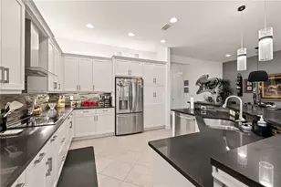 10035 Chesapeake Bay Dr, Fort Myers, FL 33913 - Photo 7