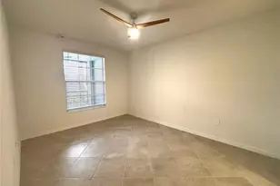 17440 Opal Sand Dr, Venice, FL 34293 - Photo 11