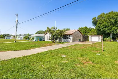 327 Harbor Boulevard, Port Charlotte, FL 33954 - Photo 5
