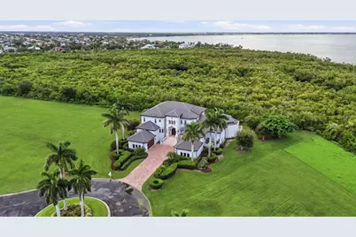 4790 Harbor Point Court, Port Charlotte, FL 33952 - Photo 5