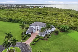 4790 Harbor Point Ct, Port Charlotte, FL 33952 - Photo 5