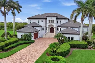 4790 Harbor Point Ct, Port Charlotte, FL 33952 - Photo 3