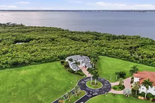 4790 Harbor Point Ct, Port Charlotte, FL 33952 - Photo 7