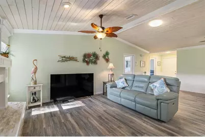 612 Chestnut Lane #100, Englewood, FL 34223 - Photo 7
