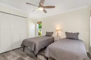 612 Chestnut Ln, Englewood, FL 34223 - Photo 17