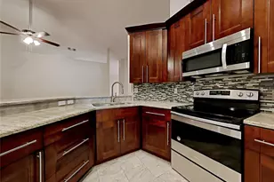 1237 Barmere Ln, Brandon, FL 33511 - Photo 5