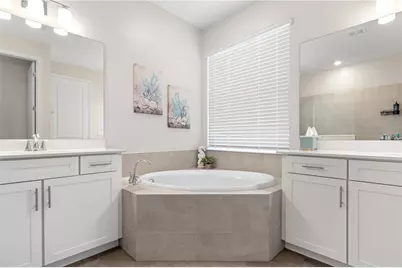 17420 Jadestone Court, Venice, FL 34293 - Photo 27
