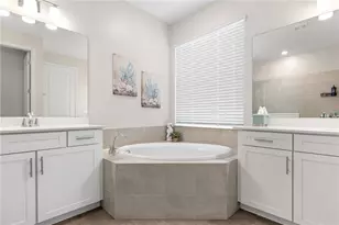 17420 Jadestone Ct, Venice, FL 34293 - Photo 27
