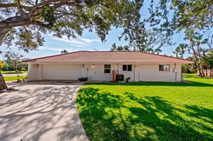 670 Venice Ln, Sarasota, FL 34242 - Photo 77