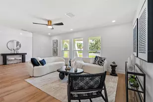 670 Venice Ln, Sarasota, FL 34242 - Photo 27
