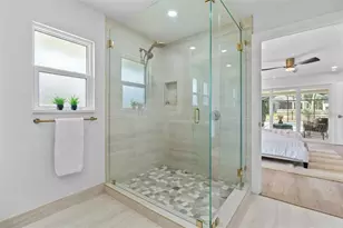 670 Venice Ln, Sarasota, FL 34242 - Photo 45
