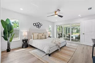 670 Venice Ln, Sarasota, FL 34242 - Photo 9