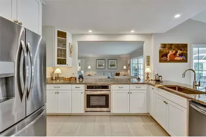 7913 Broadmoor Pines Boulevard, Sarasota, FL 34243 - Photo 25