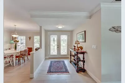 7913 Broadmoor Pines Boulevard, Sarasota, FL 34243 - Photo 9