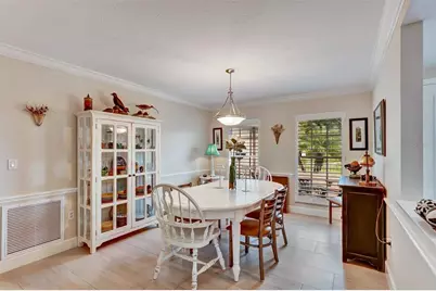 7913 Broadmoor Pines Boulevard, Sarasota, FL 34243 - Photo 23