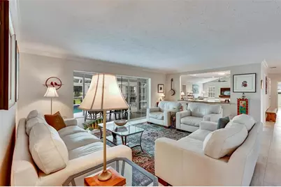 7913 Broadmoor Pines Boulevard, Sarasota, FL 34243 - Photo 11