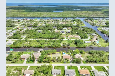 18422 Van Nuys Circle, Port Charlotte, FL 33948 - Photo 15