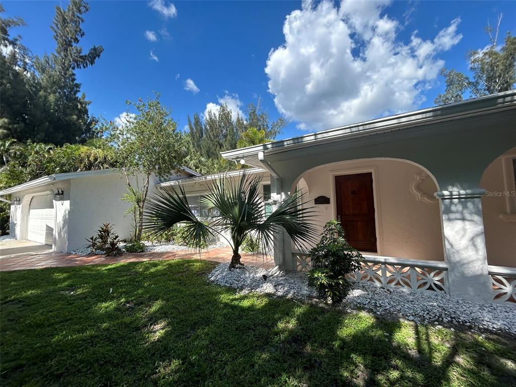 115 Rio De Paz - 115 Rio De Paz, Port Charlotte, FL 33980 Luxury Property | Jose Angel Pina