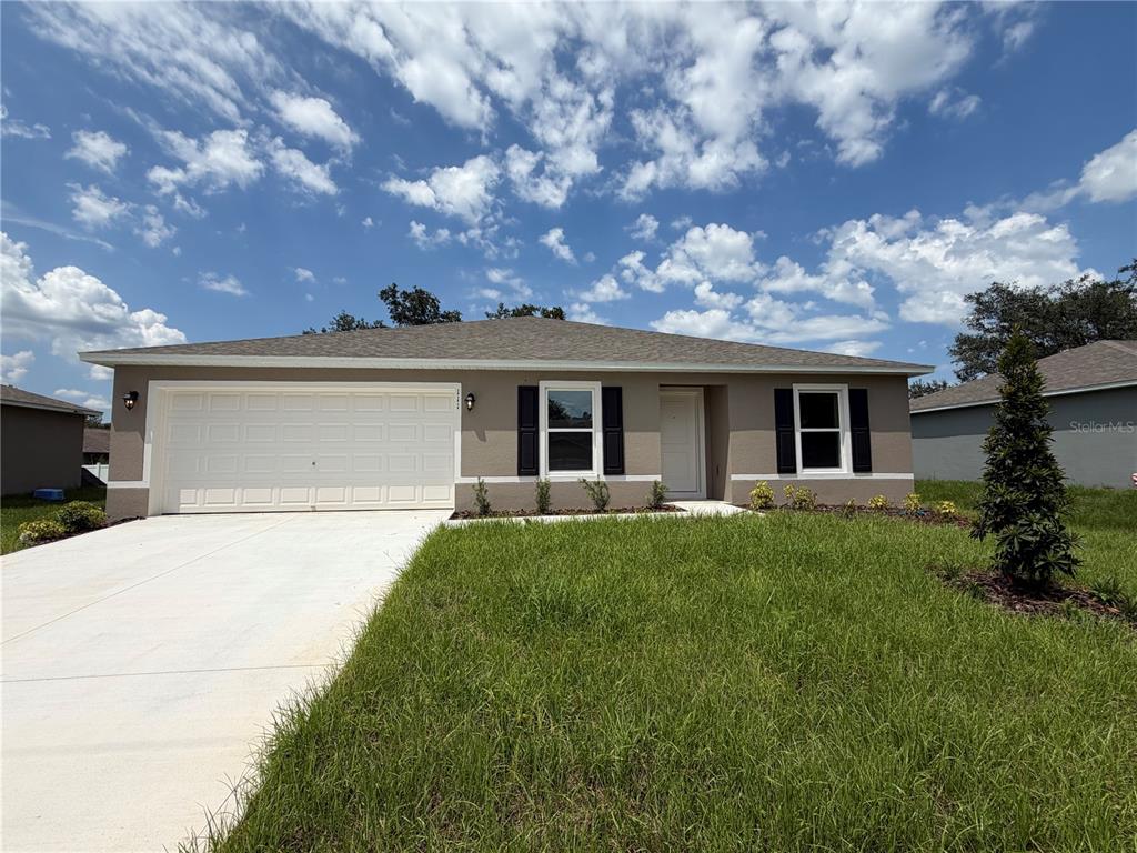 111 Sparrow Ct - 111 Sparrow Ct, Poinciana, FL 34759 Luxury Property | Jose Angel Pina