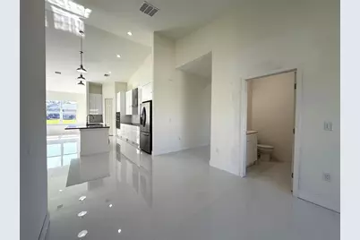 16443 Hillsborough Boulevard, Port Charlotte, FL 33954 - Photo 17