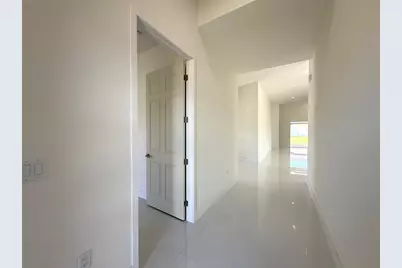 16443 Hillsborough Boulevard, Port Charlotte, FL 33954 - Photo 11