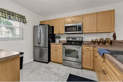 175 Kings Highway #227-B7, Punta Gorda, FL 33983 - Photo 3