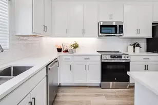 28449 Grassland Rnch Ln, Wesley Chapel, FL 33543 - Photo 5