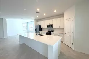 13037 Blackberry Ct, Venice, FL 34293 - Photo 5