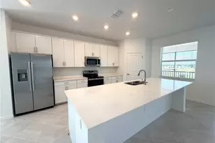 13037 Blackberry Ct, Venice, FL 34293 - Photo 3