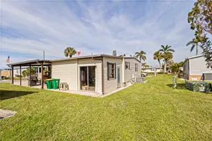 2100 Kings Hwy, Port Charlotte, FL 33980 - Photo 15