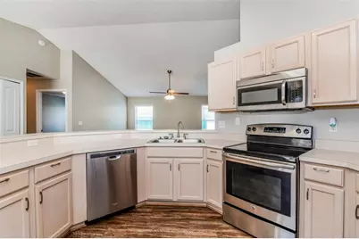 8615 Cavendish Drive, Kissimmee, FL 34747 - Photo 5