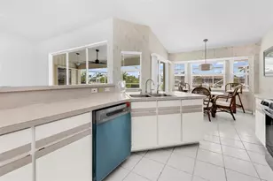 1352 Pine Siskin Dr, Punta Gorda, FL 33950 - Photo 27