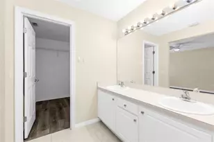 5570 Montego Ln, Port Charlotte, FL 33981 - Photo 9
