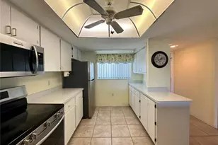 12274 SW Egret Cir, Lake Suzy, FL 34269 - Photo 17