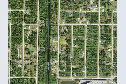 430 Ravenswood Boulevard, Port Charlotte, FL 33954 - Photo 3
