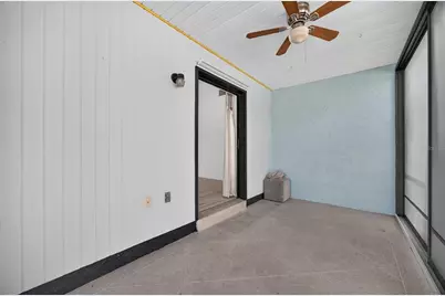 3917 Sawyerwood Road, Sarasota, FL 34233 - Photo 31