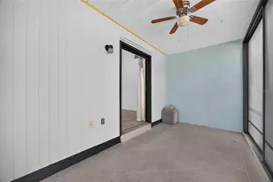 3917 Sawyerwood Rd, Sarasota, FL 34233 - Photo 31