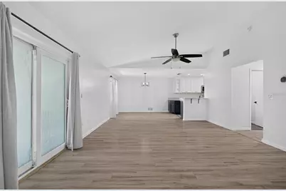 3917 Sawyerwood Road, Sarasota, FL 34233 - Photo 9
