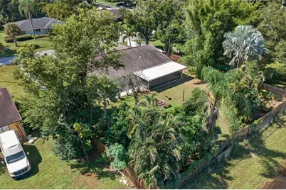 3917 Sawyerwood Road, Sarasota, FL 34233 - Photo 43