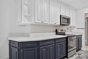 3917 Sawyerwood Rd, Sarasota, FL 34233 - Photo 15