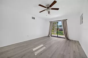 3917 Sawyerwood Rd, Sarasota, FL 34233 - Photo 21